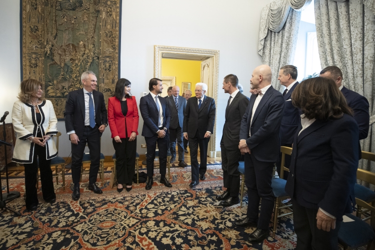 Il Presidente della Repubblica Sergio Mattarella incontra una delegazione della Luiss Alumni
