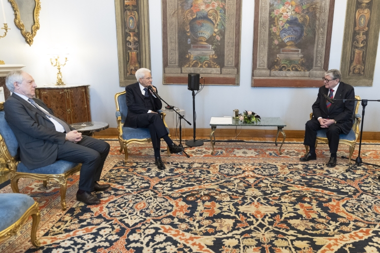 Il Presidente della Repubblica Sergio Mattarella con Luigi Roth, Presidente Fondazione Tettamanti e Vice Presidente Fondazione Monza e Brianza per il Bambino e la sua Mamma 
