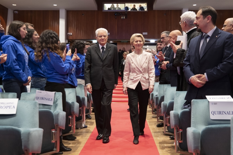 Il Presidente della Repubblica Sergio Mattarella con Ursula von der Leyen, Presidente della Commissione europea, in occasione dell'inaugurazione dell'anno Accademico Università degli studi di Palermo
