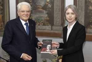 Il Presidente Sergio Mattarella in occasione dell'incontro con Vera Politkovskaja