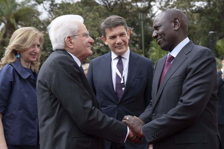Il Presidente della Repubblica Sergio Mattarella e la Sig.ra Laura alla State House di Nairobi, accolti dal Presidente della Repubblica del Kenya, William Ruto