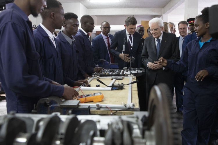 Il Presidente della Repubblica Sergio Mattarella al Centro di Formazione professionale San Kizito di Nairobi


