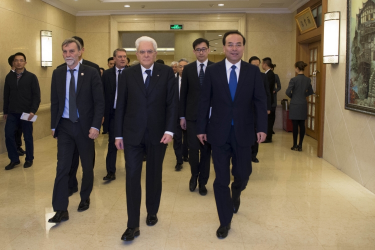 Il Presidente Sergio Mattarella incontra il Segretario del PCC della Municipalità di Chongqing Sun Zhengcai
