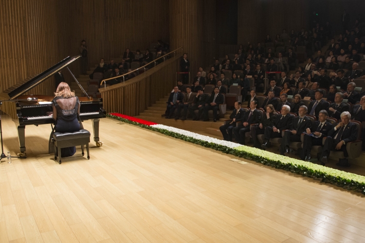 Il Presidente Sergio Mattarella al Teatro Guotai di Chongqing 