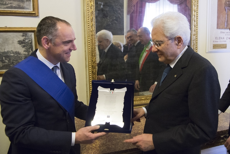 Il Presidente Sergio Mattarella con il Presidente della Provincia di Lucca