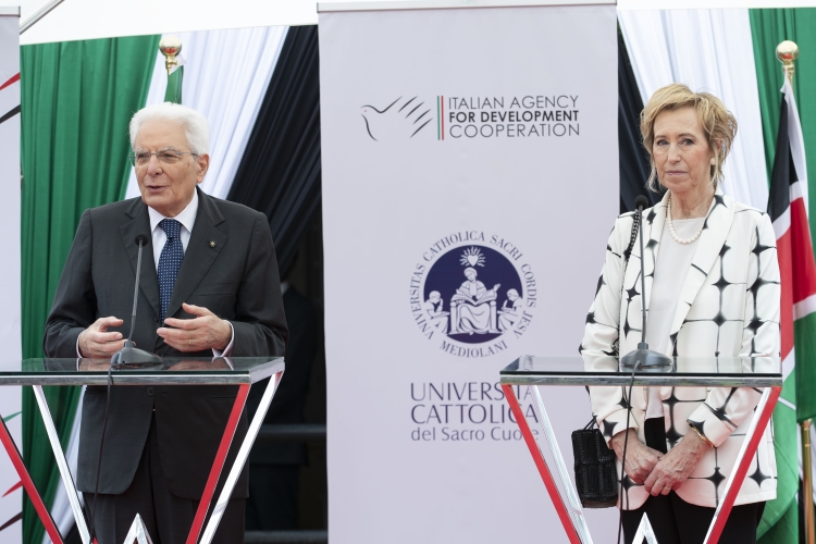 Il Presidente della Repubblica Sergio Mattarella con il Presidente della Fondazione E4Impact, Letizia Moratti, all’E4Impact Accelerator a Nairobi
