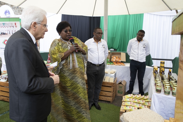 Il Presidente della Repubblica Sergio Mattarella all’E4Impact Accelerator a Nairobi
