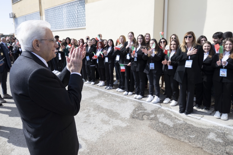 Il Presidente della Repubblica Sergio Mattarella all'Istituto Tecnico Guido Carli di Casal di Principe, in occasione della Giornata nazionale della memoria e dell'impegno in ricordo delle vittime delle mafie
