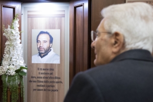 Il Presidente della Repubblica Sergio Mattarella alla Chiesa di San Nicola di Bari di Casal di Principe,luogo dell’omicidio di don Peppe Diana

