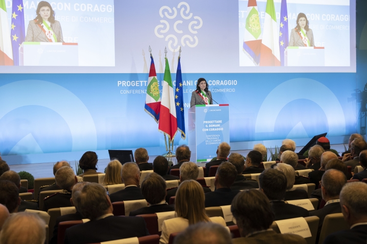 Il Presidente della Repubblica Sergio Mattarella a Firenze,in occasione della conferenza nazionale delle Camere di commercio dal titolo “Progettare il domani con coraggio”
