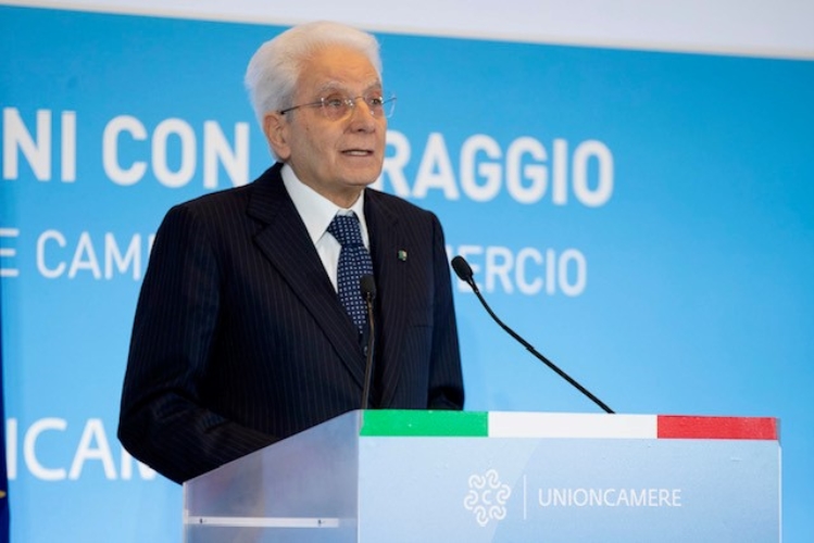 Il Presidente della Repubblica Sergio Mattarella, durante il suo indirizzo di saluto, in occasione della conferenza nazionale delle Camere di commercio dal titolo “Progettare il domani con coraggio”
