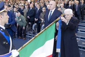 Il Presidente della Repubblica alla cerimonia celebrativa dei “Cento anni dell’Aeronautica Militare”