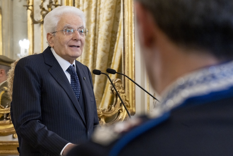 Il Presidente Sergio Mattarella nel corso dell'incontro con una rappresentanza del Corpo di Polizia Penitenziaria, in occasione del 206° anniversario della sua costituzione
