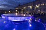La Fontana dei Dioscuri illuminata di Blu in occasione della "Giornata Mondiale della Consapevolezza dell' Autismo"
