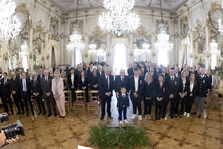 Il Presidente Sergio Mattarella in occasione dell'incontro con il Capo della Polizia – Direttore generale della pubblica sicurezza, unitamente ad una rappresentanza della Polizia di Stato, in occasione del 171° anniversario della sua costituzione