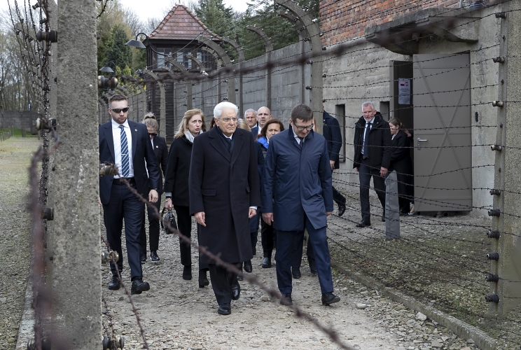 Il Presidente della Repubblica Sergio Mattarella visita il Museo di Auschwitz - Birkenau