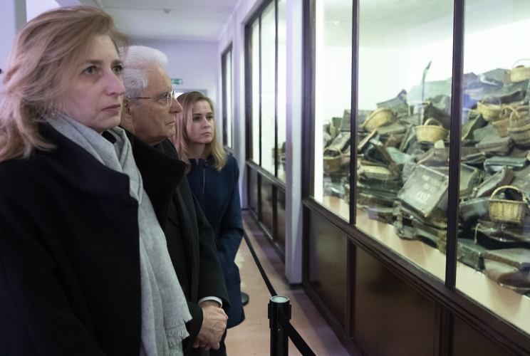 Il Presidente della Repubblica Sergio Mattarella visita il Museo di Auschwitz - Birkenau
