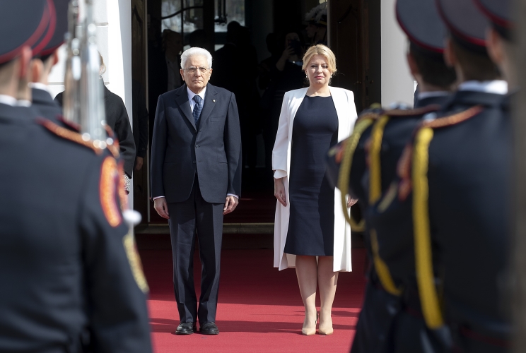  Il Presidente Sergio Mattarella e la Presidente della Repubblica Slovacca Zuzana Caputova