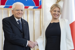  Il Presidente Sergio Mattarella e la Presidente della Repubblica Slovacca Zuzana Caputova