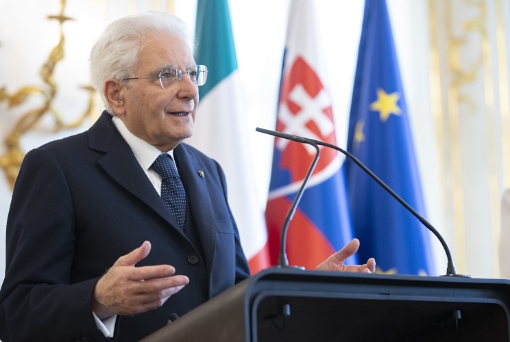 Il Presidente Sergio Mattarella e la Presidente della Repubblica Slovacca Zuzana Caputova in occasione delle dichiarazioni alla stampa
