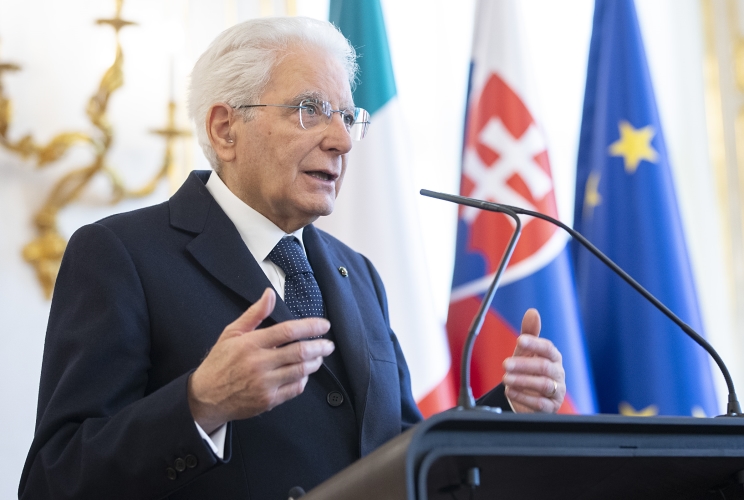 Il Presidente Sergio Mattarella e la Presidente della Repubblica Slovacca Zuzana Caputova in occasione delle dichiarazioni alla stampa