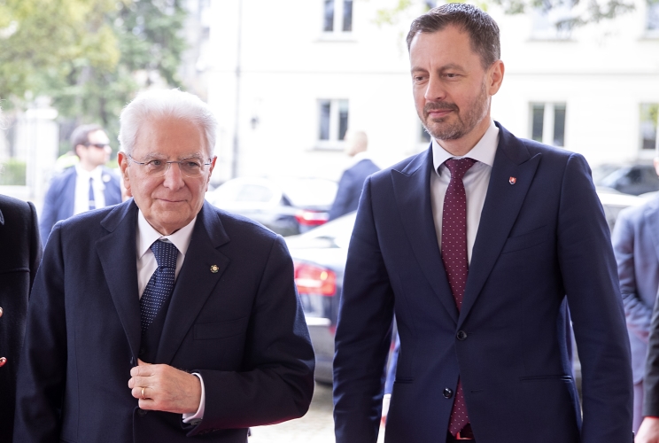  Il Presidente Sergio Mattarella con il Primo Ministro della Repubblica Slovacca, Eduard Heger