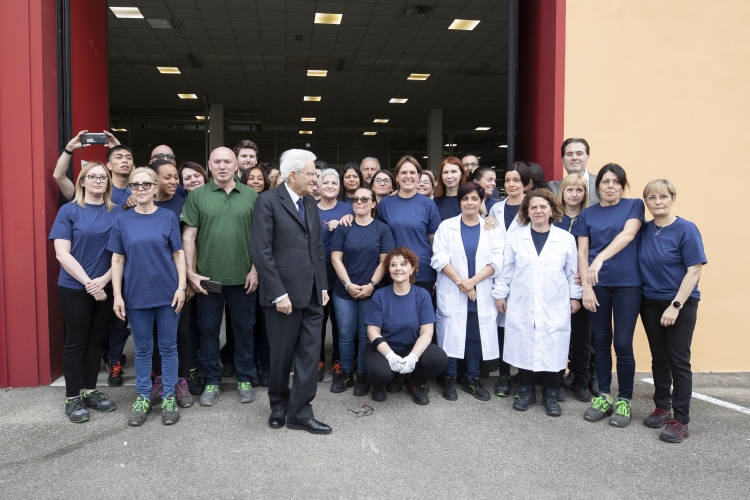 Il Presidente della Repubblica Sergio Mattarella allo stabilimento Landi Renzo/AEB S.p.A. di Corte Tegge di Cavriago, in occasione della celebrazione della “Festa del Lavoro”
