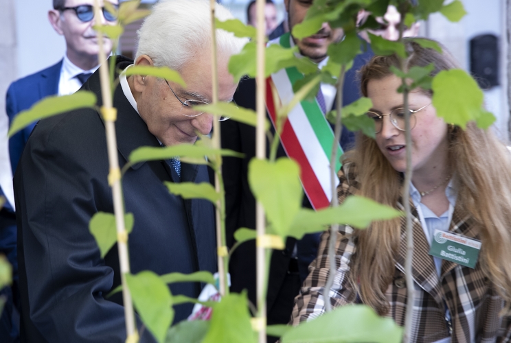 Il Presidente Sergio Mattarella visita gli stand "Anteprima Macfrut"