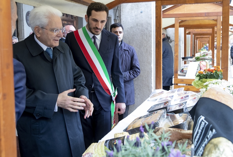 Il Presidente Sergio Mattarella visita gli stand "Anteprima Macfrut"