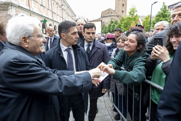 Il Presidente Sergio Mattarella nel corso della visita agli stand "Anteprima Macfrut"