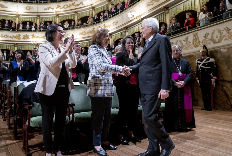 Il Presidente Sergio Mattarella al termine dell'incontro dal titolo “Il valore dell’attività agricola per la qualità della vita nel nostro Paese e per la sua immagine internazionale”