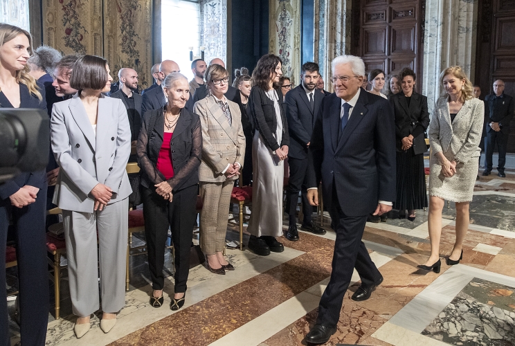 Il Presidente Sergio Mattarella saluta alcuni candidati ai Premi “David di Donatello” per l’anno 2023