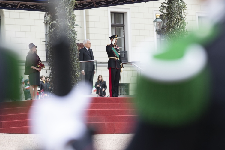 Il Presidente della Repubblica Sergio Mattarella a Palazzo Reale,con Sua Altezza Reale il Principe Ereditario del Regno di Norvegia, Magnus Haakon,in occasione della visita di Stato
