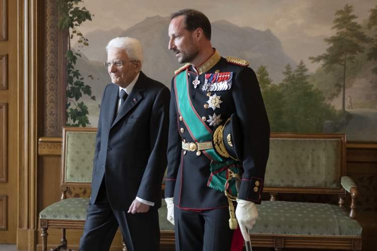 Il Presidente della Repubblica Sergio Mattarella a Palazzo Reale,con Sua Altezza Reale il Principe Ereditario del Regno di Norvegia, Magnus Haakon,in occasione della visita di Stato
