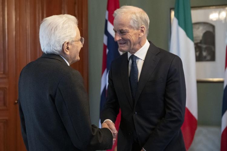 Il Presidente della Repubblica Sergio Mattarella, al Palazzo di Rappresentanza del Governo,incontra il Primo Ministro del Regno di Norvegia, Jonas Gahr Støre
