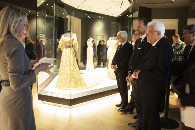 Il Presidente della Repubblica Sergio Mattarella e la Sig.ra Laura,con Sua Altezza Reale il Principe Ereditario del Regno di Norvegia, in occasione della visita al Museo Nazionale
