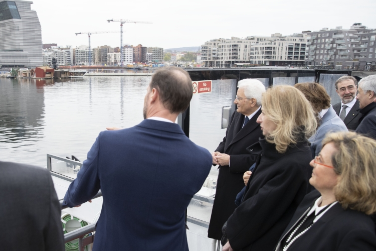 Il Presidente della Repubblica Sergio Mattarella e la Sig.ra Laura,con Sua Altezza Reale il Principe Ereditario del Regno di Norvegia,Magnus Haakon, visita il fiordo di Oslo
