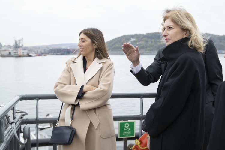La Sig.ra Laura Mattarella visita il fiordo di Oslo
