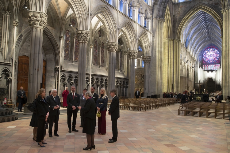 Il Presidente della Repubblica Sergio Mattarella e la Sig.ra Laura con Sua Altezza Reale il Principe Ereditario del Regno di Norvegia,Magnus Haakon e la Principessa Ereditaria del Regno di Norvegia,alla Cattedrale di Trondheim.
