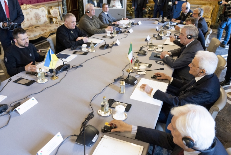 Il Presidente Sergio Mattarella con il Presidente dell'Ucraina Volodymyr Zelenzky