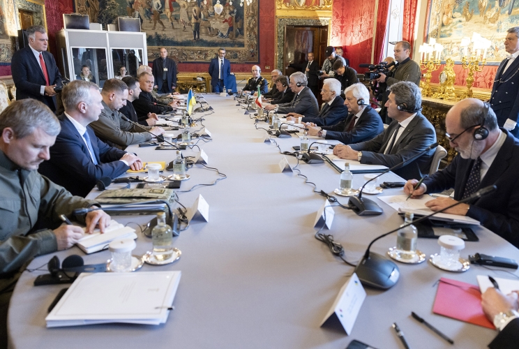 Il Presidente Sergio Mattarella con il Presidente dell'Ucraina Volodymyr Zelenzky