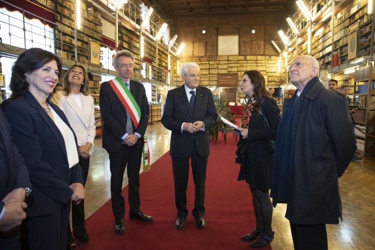 Il Presidente della Repubblica Sergio Mattarella visita la Biblioteca “Alfredo De Marsico”, in occasione della cerimonia d’inaugurazione della terza sede della Scuola Superiore della Magistratura e di presentazione dell’anno formativo 2023
