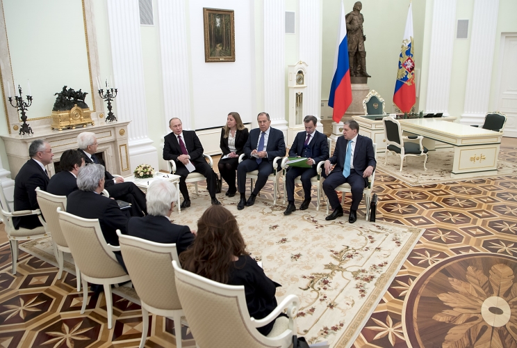 Il Presidente Sergio Mattarella nel corso dei colloqui con il Presidente della Federazione Russa Vladimir Vladimirovič Putin