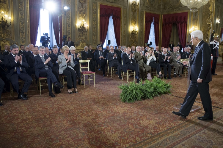 Il Presidente Sergio Mattarella in occasione dell'incontro con gli esponenti delle Associazioni Combattentistiche 