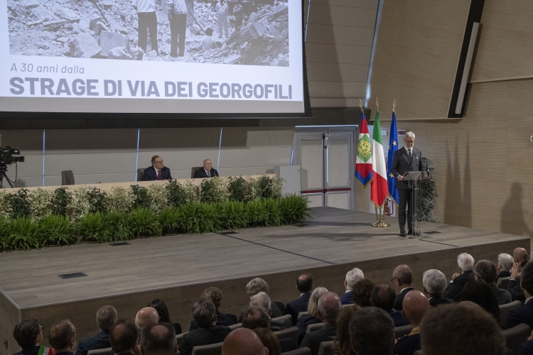 Il Presidente della Repubblica Sergio Mattarella in occasione della cerimonia di commemorazione della strage di Via dei Georgofili 