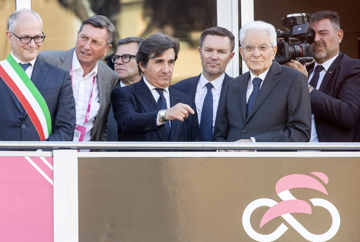 Il Presidente Sergio Mattarella alla 106° edizione del Giro d'Italia