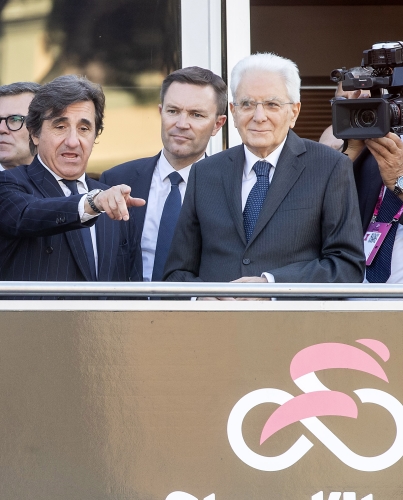 Il Presidente Sergio Mattarella alla 106° edizione del Giro d'Italia