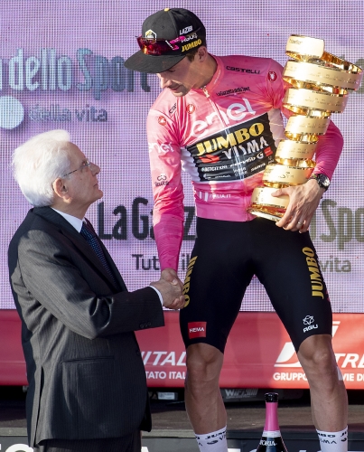 Il Presidente Sergio Mattarella alla 106° edizione del Giro d'Italia