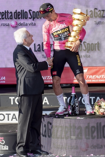 Il Presidente Sergio Mattarella alla 106° edizione del Giro d'Italia