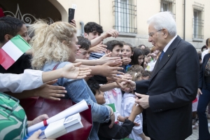 Il Presidente della Repubblica Sergio Mattarella incontra la cittadinanza di Modigliana, in occasione della visita nelle zone alluvionate dell'Emilia Romagna 